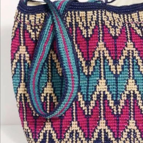 Free People Straw ToteBucket Bag Drawstring Tassel - Picture 6 of 8